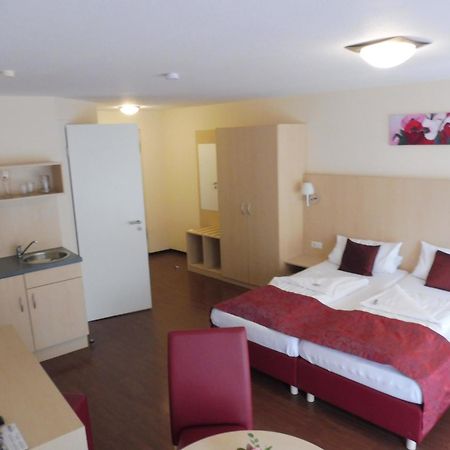 Hotel Gasthof Zum Engel - Gaestehaus คึนเซลเซา ภายนอก รูปภาพ
