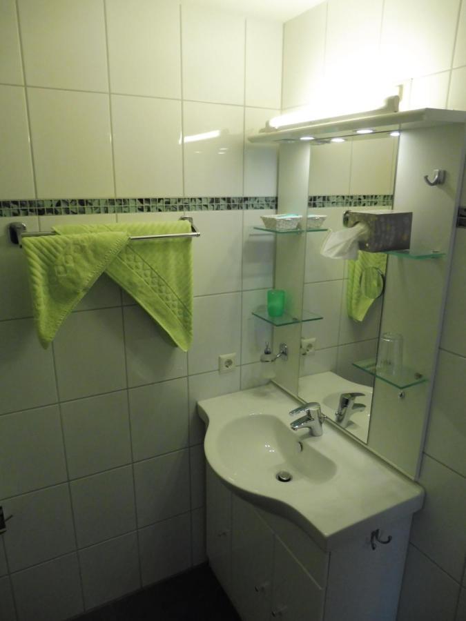 Hotel Gasthof Zum Engel - Gaestehaus คึนเซลเซา ภายนอก รูปภาพ