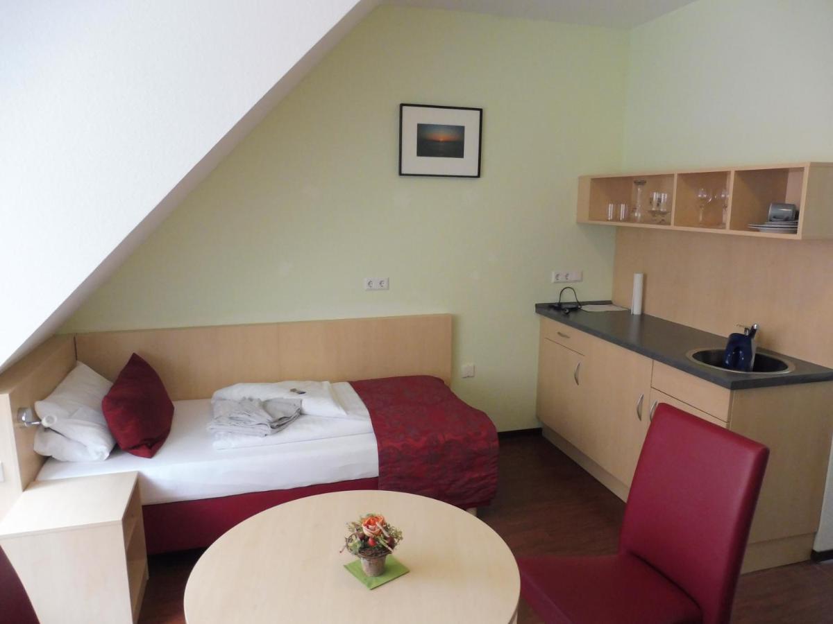 Hotel Gasthof Zum Engel - Gaestehaus คึนเซลเซา ภายนอก รูปภาพ