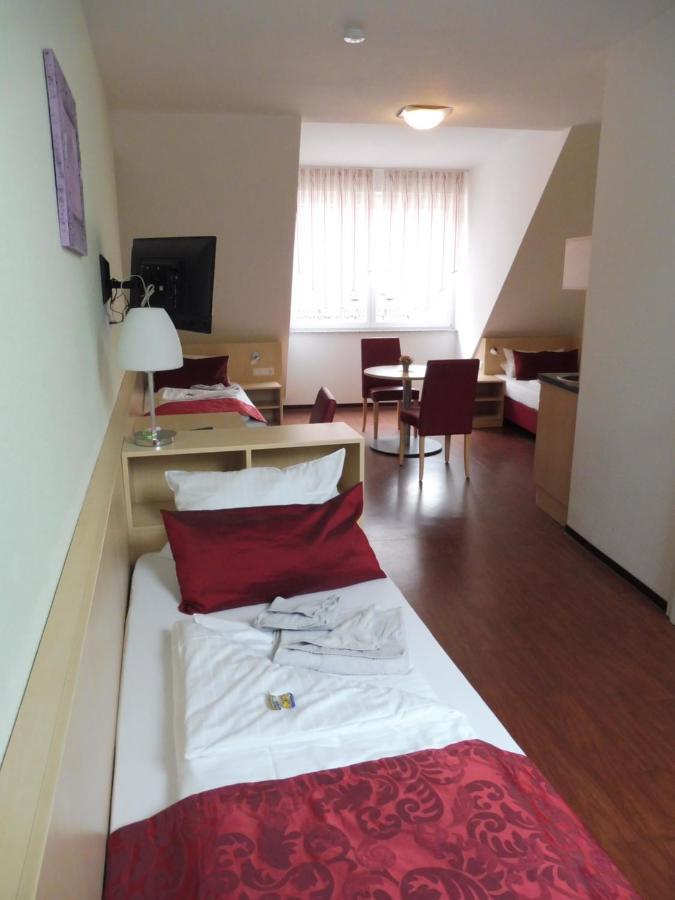 Hotel Gasthof Zum Engel - Gaestehaus คึนเซลเซา ภายนอก รูปภาพ