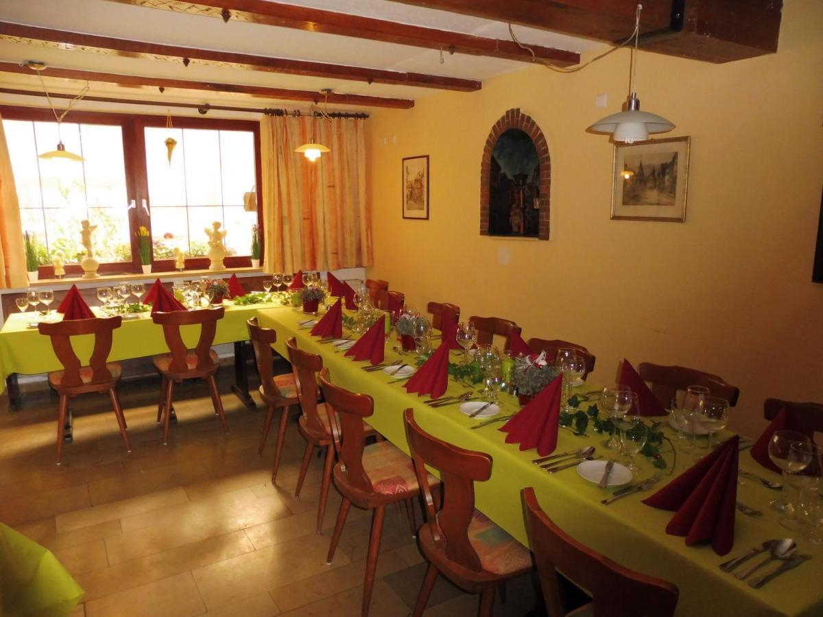 Hotel Gasthof Zum Engel - Gaestehaus คึนเซลเซา ภายนอก รูปภาพ